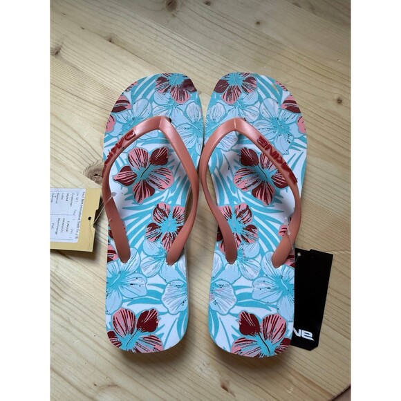 Dakine Flip Flops - Picture 3 of 5